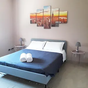  Affittacamere Stanza Vacanza Confortevole In Ad Un Passo Dal Mare Italia